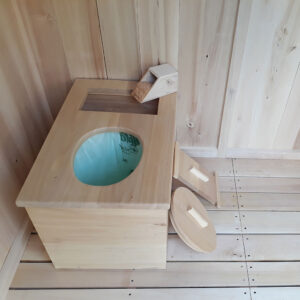 toilettes sèches handicapé en bois